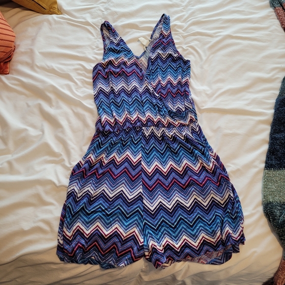 H&M Romper, size small. - Picture 4 of 7